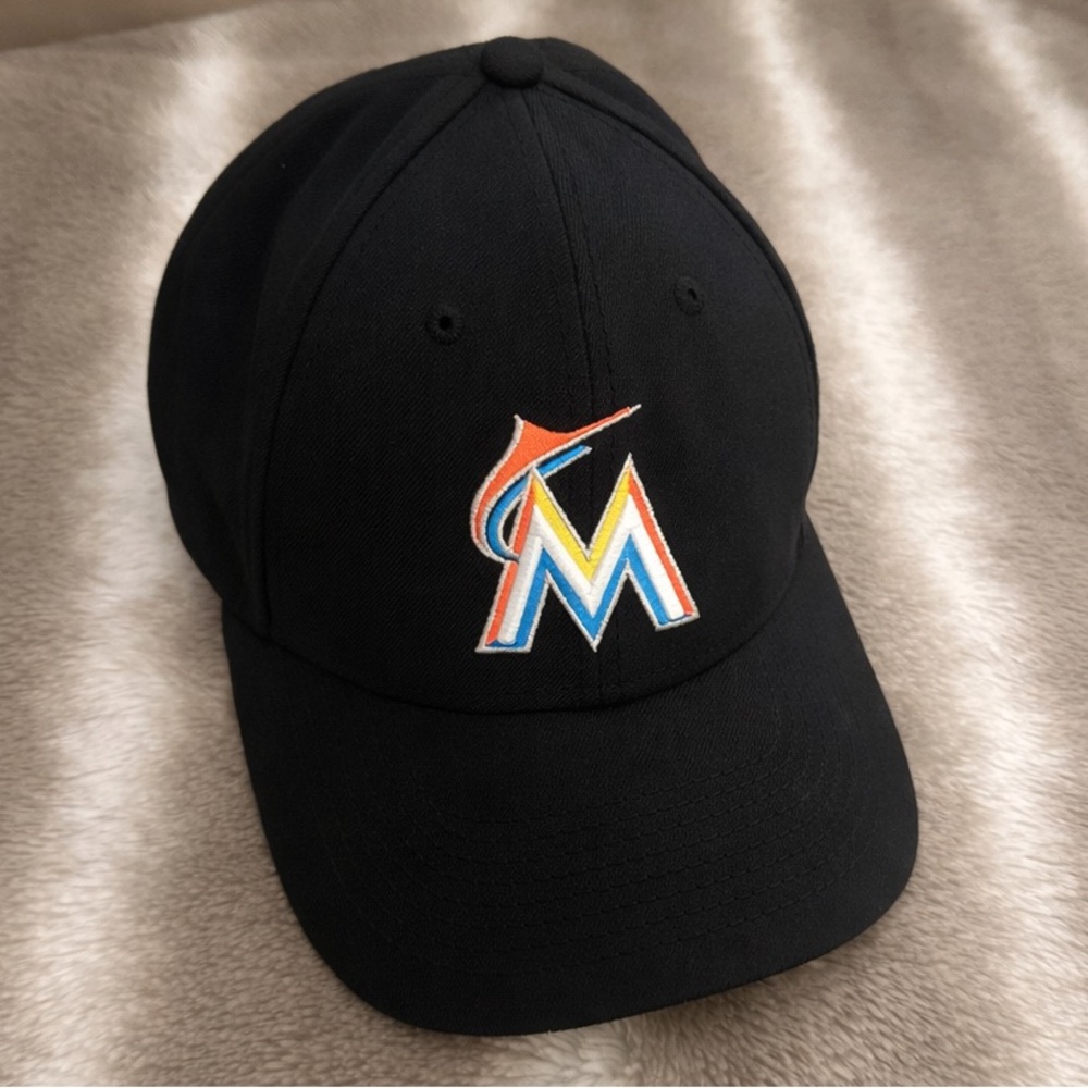 Black Miami Marlins New Era 9Forty Baseball Cap